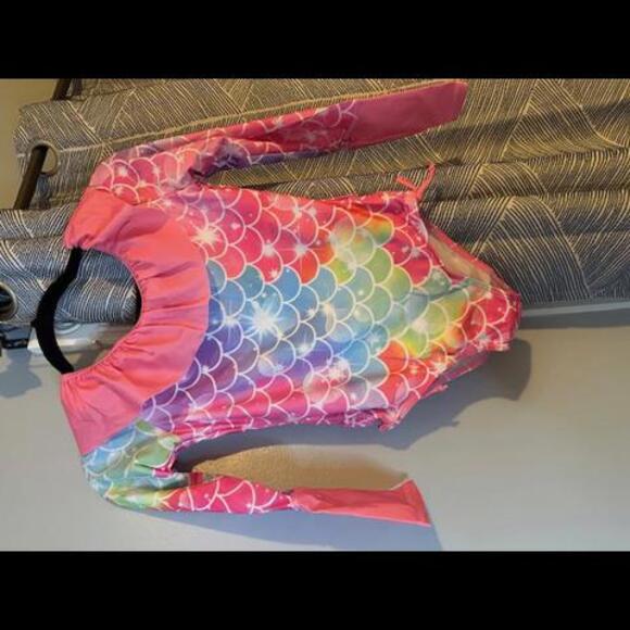 Brand new Big Kids Size 12 Swimsuit with Matching Skirt Overlay - Picture 2 of 4